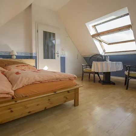 Semesterbostad Haus Strandlaufer